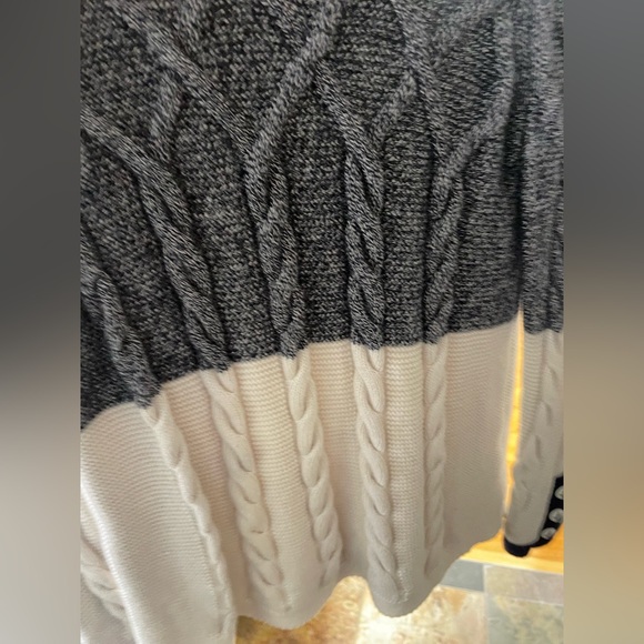 Talbots women’s cable knit sweater - Picture 3 of 6
